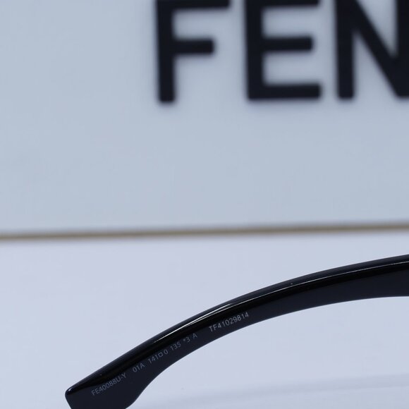 Final Price! Fendi FE40088U-Y 01A Black Grey Sunglasses - Picture 10 of 14